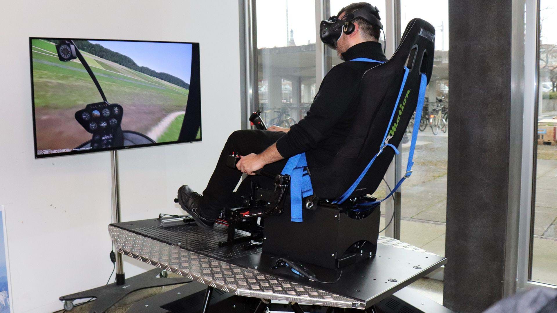 VRMotion platform, running with Aerofly FS2