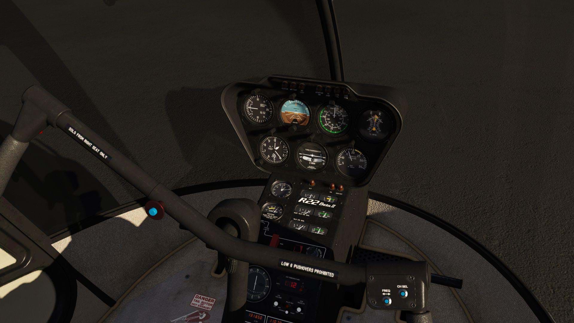 Aerofly FS2 R22 - cockpit