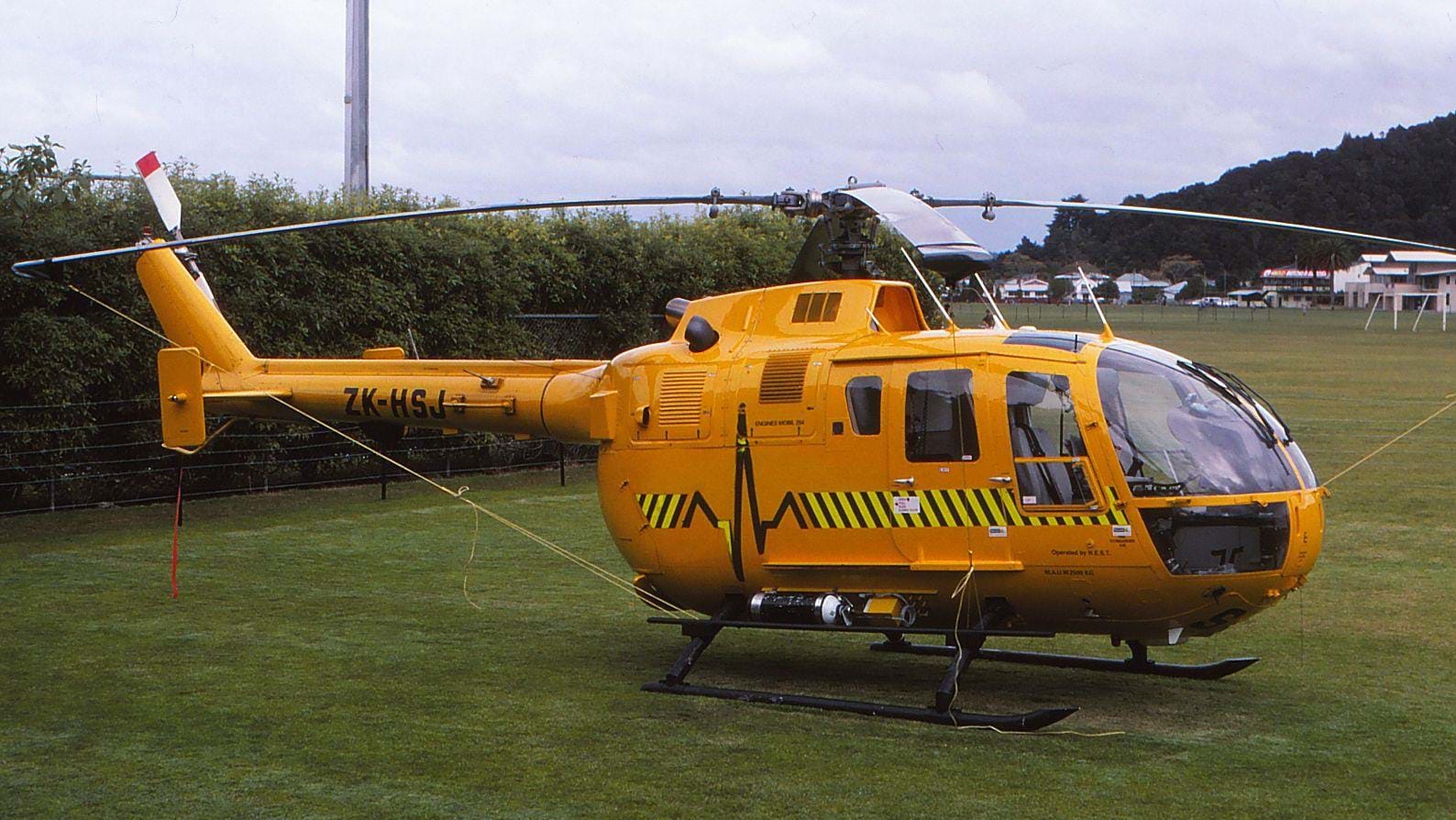 ZK-HSJ 105 DBS4, Kensington Park, New Zealand, 2004. Dave Bates Photograph