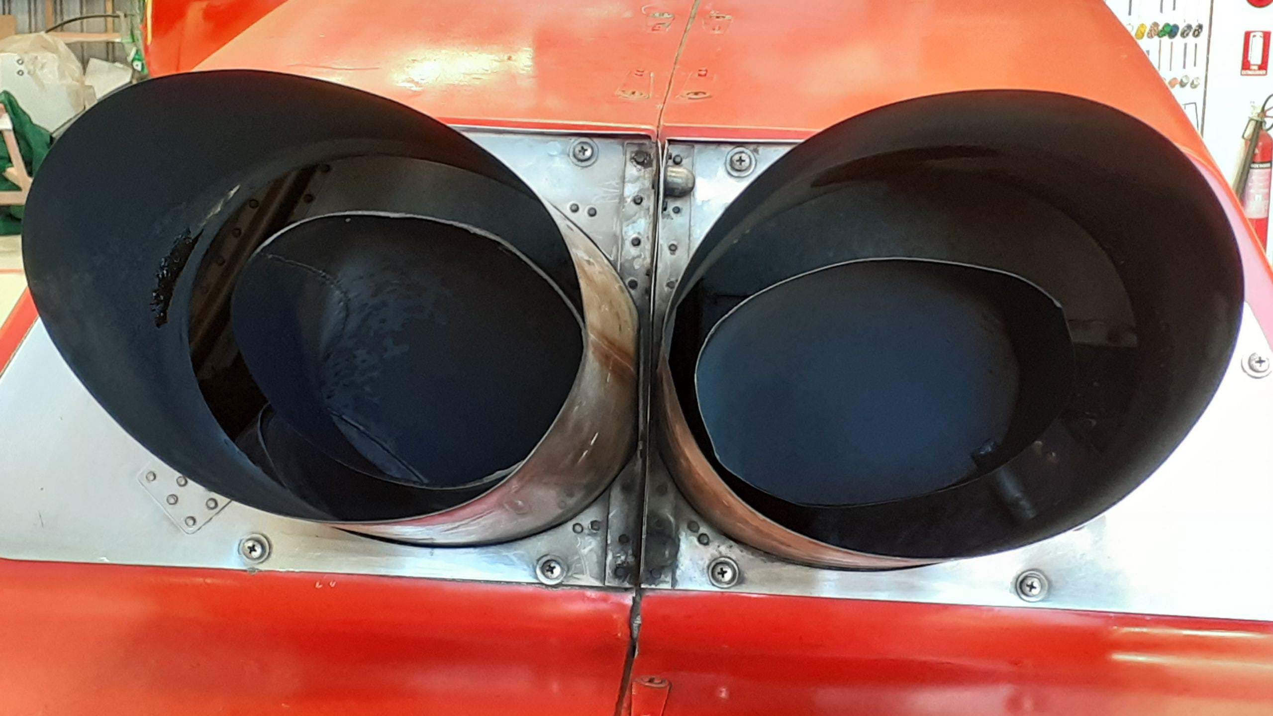 Exhausts of the real Bo 105